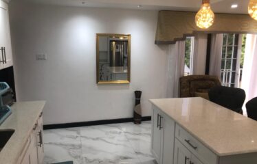 APT 5-15 HALIFAX AVE